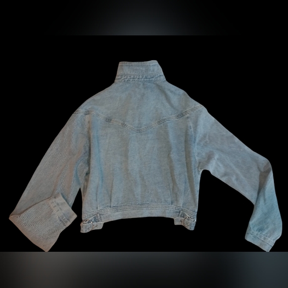 Pink Lily, small collared cropped jeans zip jacket - Picture 3 of 6